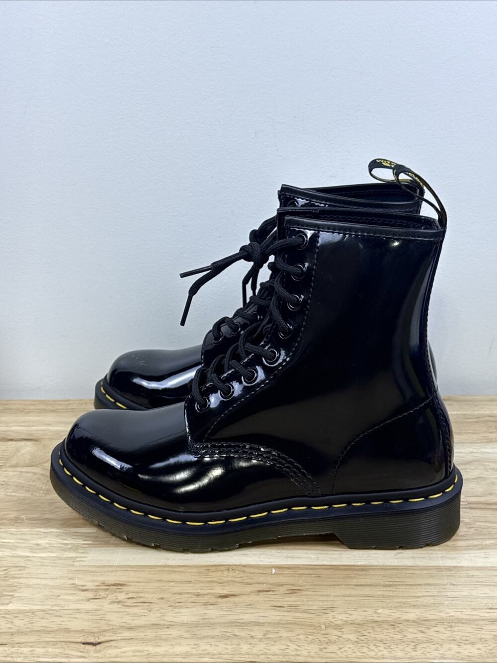 Dr Martens 1460 Patent Leather Lace Up Combat Boots Women’s Sz 7 NWOB